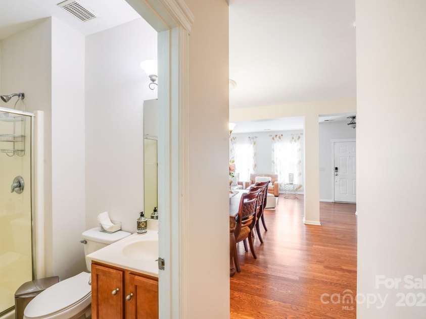 16035 Long Talon Way, Charlotte, NC 28278.  MLS# CAR4301407, YatesRealty ID 3159. 
