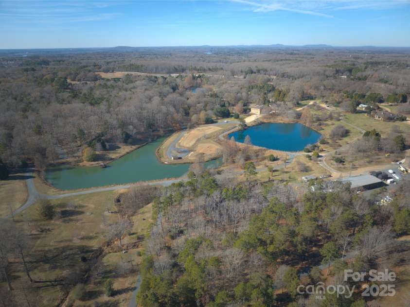 16035 Long Talon Way, Charlotte, NC 28278.  MLS# CAR4301407, YatesRealty ID 3159. 