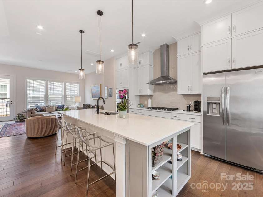 5018 Harrowsmith Lane, Charlotte, NC 28204.  MLS# CAR4279419, YatesRealty ID 3159. 