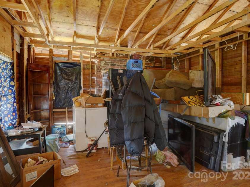 509 Elm Avenue, Mount Holly, NC 28120.  MLS# CAR4291521, YatesRealty ID 31590. 