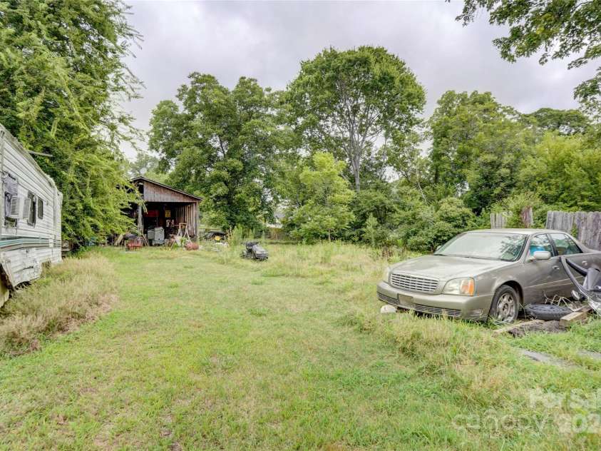 509 Elm Avenue, Mount Holly, NC 28120.  MLS# CAR4291521, YatesRealty ID 31590. 