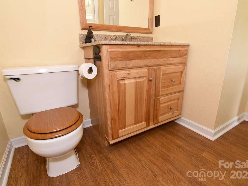 61 Riverside Villa Drive, Maggie Valley, NC 28751.  MLS# CAR4287232, YatesRealty ID 31591. 