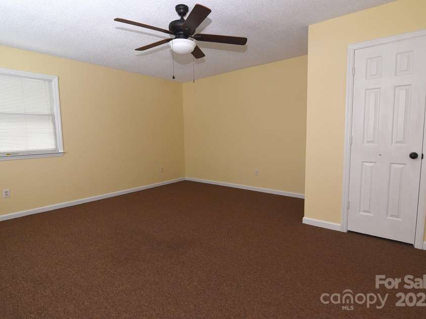 61 Riverside Villa Drive, Maggie Valley, NC 28751.  MLS# CAR4287232, YatesRealty ID 31591. 