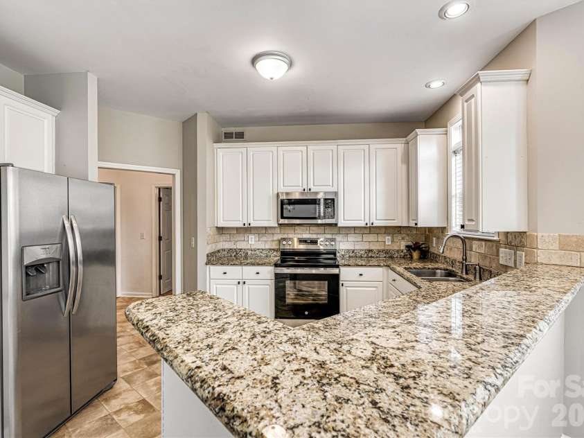 7001 Plough Drive, Mint Hill, NC 28227.  MLS# CAR4391731, YatesRealty ID 31591. 