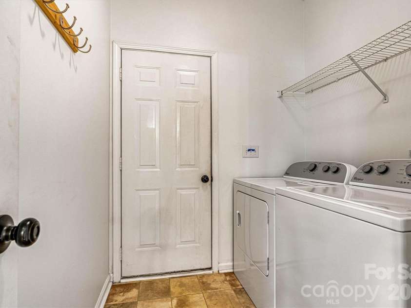 7001 Plough Drive, Mint Hill, NC 28227.  MLS# CAR4391731, YatesRealty ID 31591. 