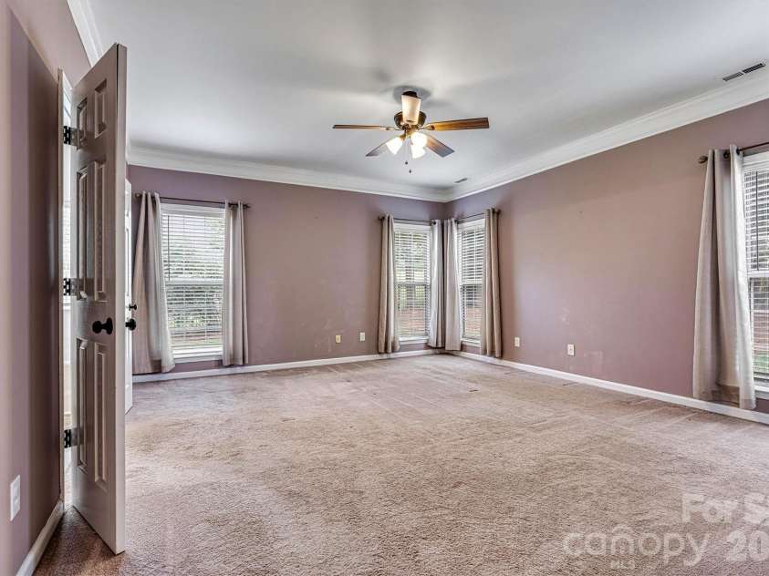7001 Plough Drive, Mint Hill, NC 28227.  MLS# CAR4391731, YatesRealty ID 31591. 