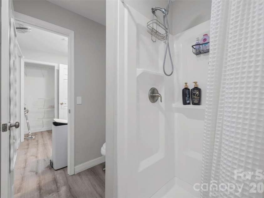 201 Main Street, Union, SC 29379.  MLS# CAR4395423, YatesRealty ID 31593. 