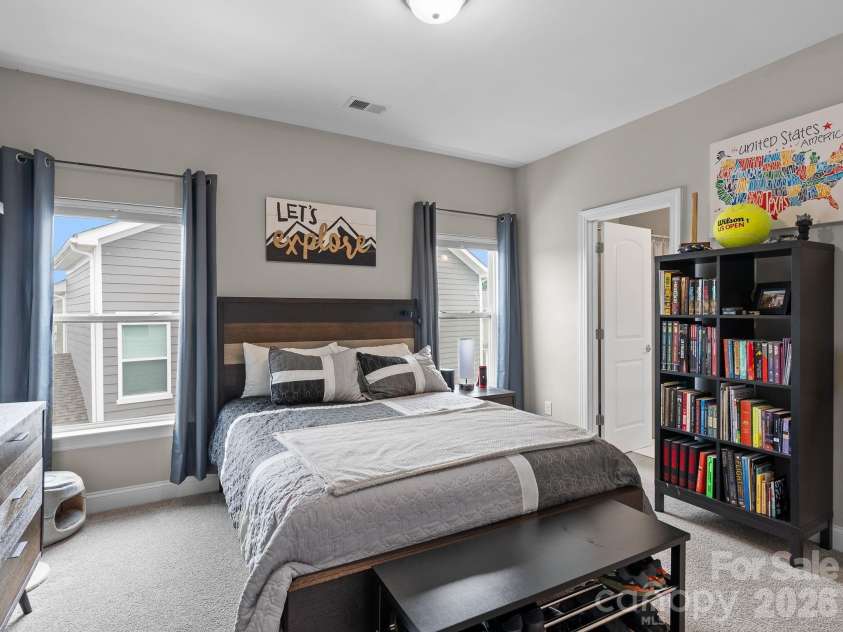 58 Walnut Springs Drive, Asheville, NC 28804.  MLS# CAR4390218, YatesRealty ID 31594. 