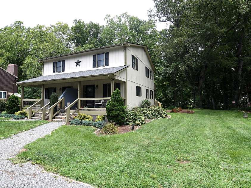 61 & 63 Riverside Villa Drive, Maggie Valley, NC 28751.  MLS# CAR4287750, YatesRealty ID 31594. 