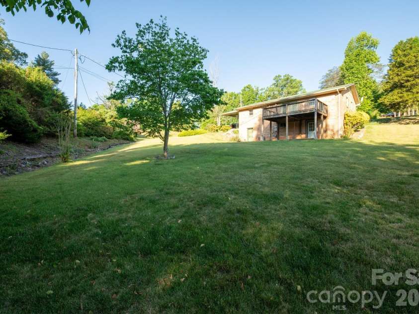 4024 Piney Road, Morganton, NC 28655.  MLS# CAR4384406, YatesRealty ID 31596. 