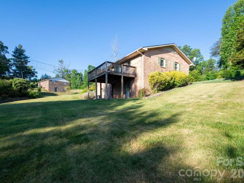 4024 Piney Road, Morganton, NC 28655.  MLS# CAR4384406, YatesRealty ID 31596. 