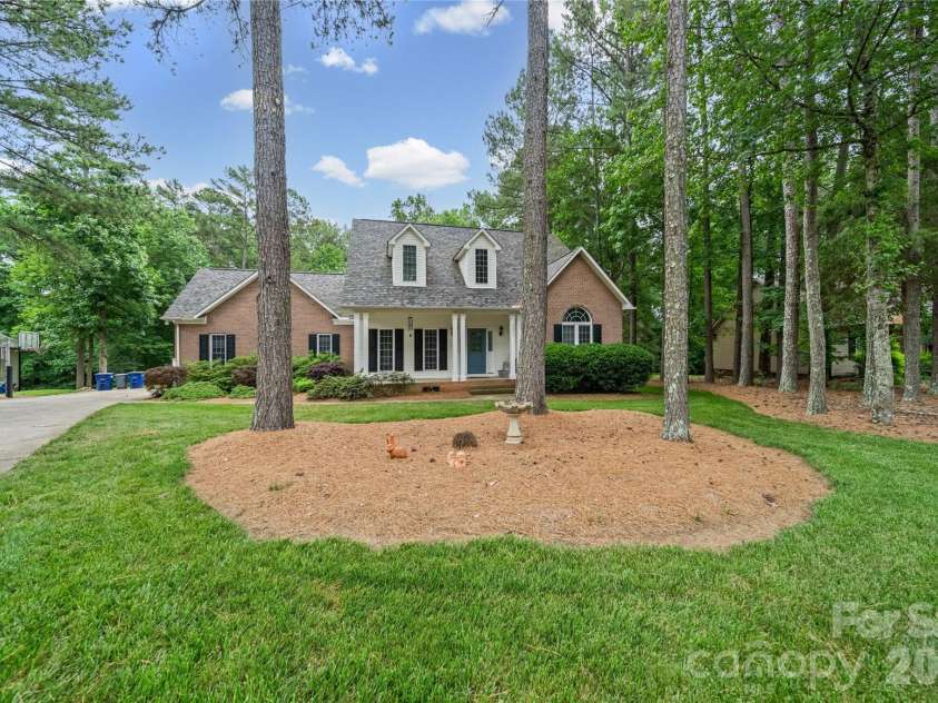 8871 Erbach Lane, Mount Pleasant, NC 28124.  MLS# CAR4394187, YatesRealty ID 31597. 