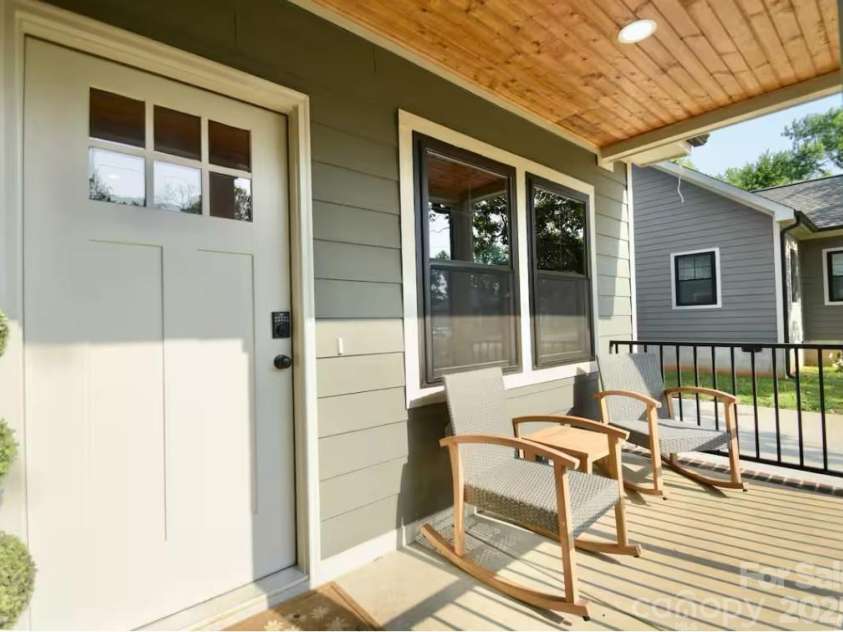 1055 Wellman Street, Gastonia, NC 28054.  MLS# CAR4320447, YatesRealty ID 316. Welcome Home