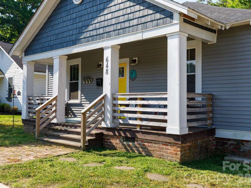 648 Izard Street, Rock Hill, SC 29730.  MLS# CAR4373448, YatesRealty ID 31600. 