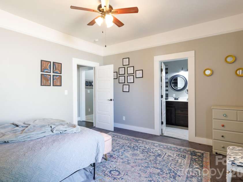 648 Izard Street, Rock Hill, SC 29730.  MLS# CAR4373448, YatesRealty ID 31600. 