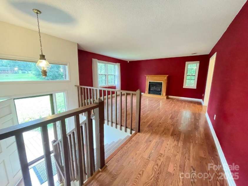 5679 Styers Ferry Road, Clemmons, NC 27012.  MLS# CAR4287916, YatesRealty ID 31601. 