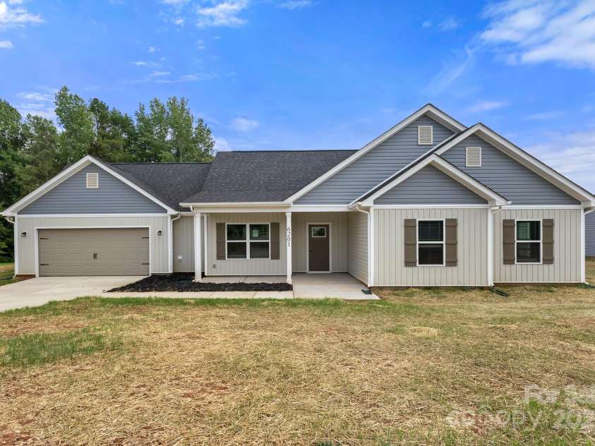 6201 Long Branch Road, Salisbury, NC 28147.  MLS# CAR4157316, YatesRealty ID 31602. 