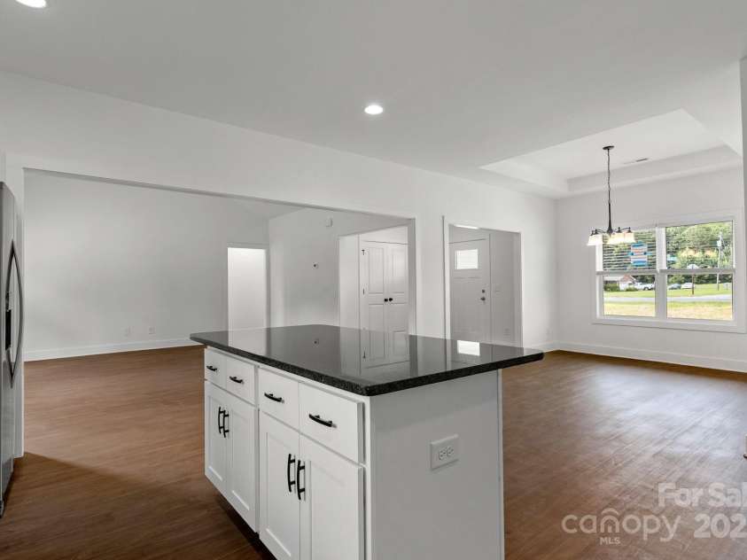 6201 Long Branch Road, Salisbury, NC 28147.  MLS# CAR4157316, YatesRealty ID 31602. 