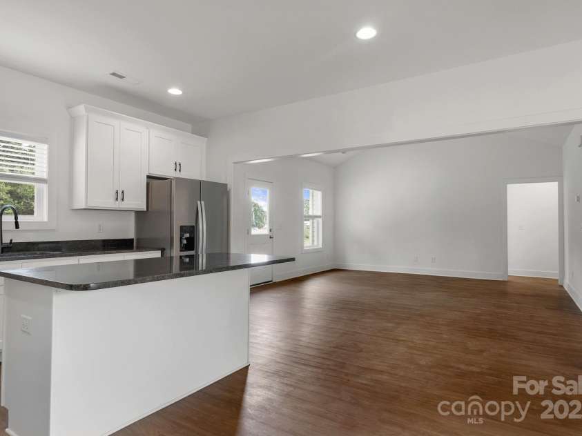 6201 Long Branch Road, Salisbury, NC 28147.  MLS# CAR4157316, YatesRealty ID 31602. 