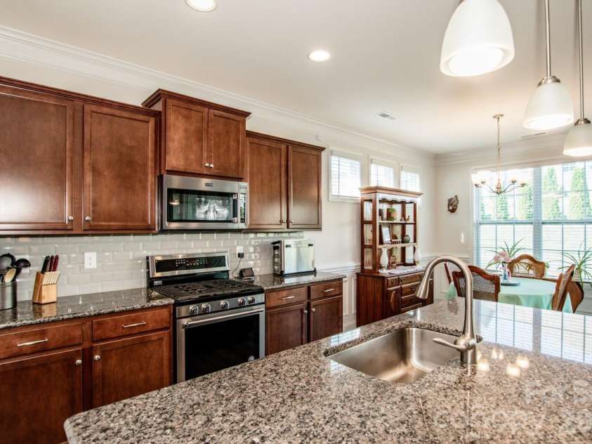 122 Coddle Way, Mooresville, NC 28115.  MLS# CAR4370294, YatesRealty ID 31603. 