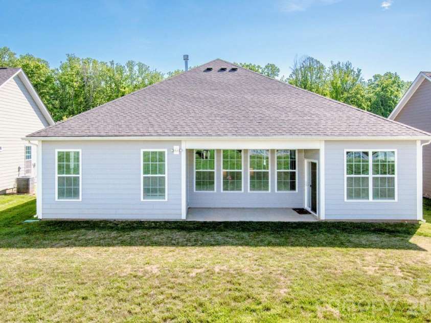 122 Coddle Way, Mooresville, NC 28115.  MLS# CAR4370294, YatesRealty ID 31603. 