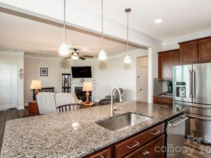 122 Coddle Way, Mooresville, NC 28115.  MLS# CAR4370294, YatesRealty ID 31603. Kitchen looking into Living Room