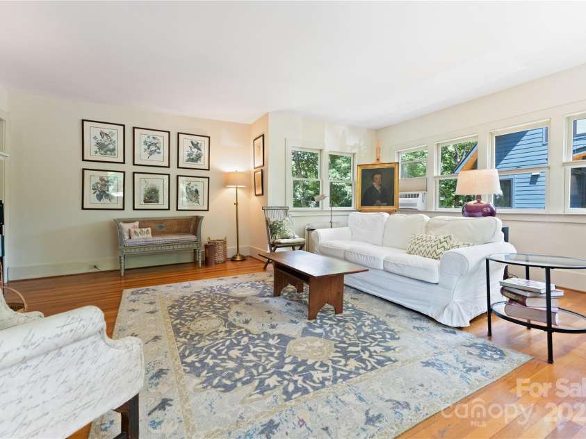 4 Duke Street, Asheville, NC 28803.  MLS# CAR4272623, YatesRealty ID 31605. 
