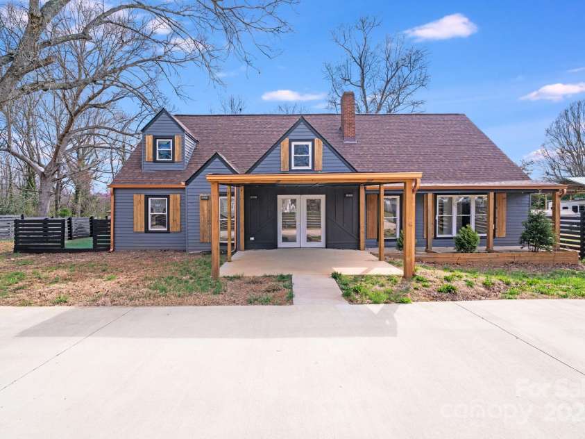 1200 Grace Avenue, Kannapolis, NC 28083.  MLS# CAR4229067, YatesRealty ID 31607. 