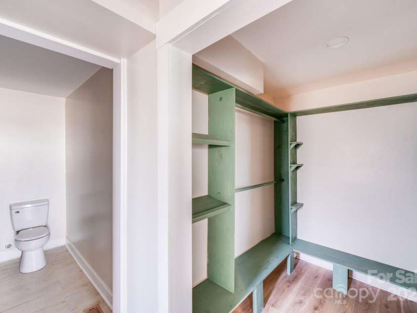 1200 Grace Avenue, Kannapolis, NC 28083.  MLS# CAR4229067, YatesRealty ID 31607. 