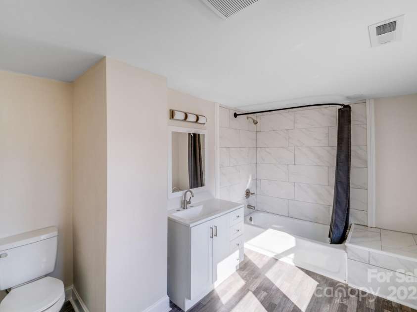 1200 Grace Avenue, Kannapolis, NC 28083.  MLS# CAR4229067, YatesRealty ID 31607. 