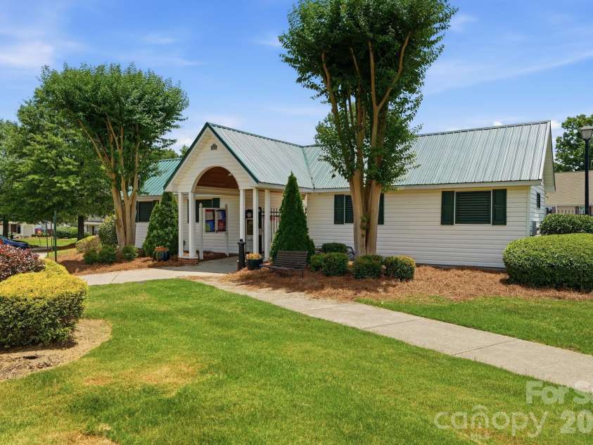 1358 Walnut Hill Drive, Rock Hill, SC 29732.  MLS# CAR4388970, YatesRealty ID 31608. 