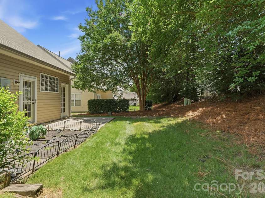 1358 Walnut Hill Drive, Rock Hill, SC 29732.  MLS# CAR4388970, YatesRealty ID 31608. 