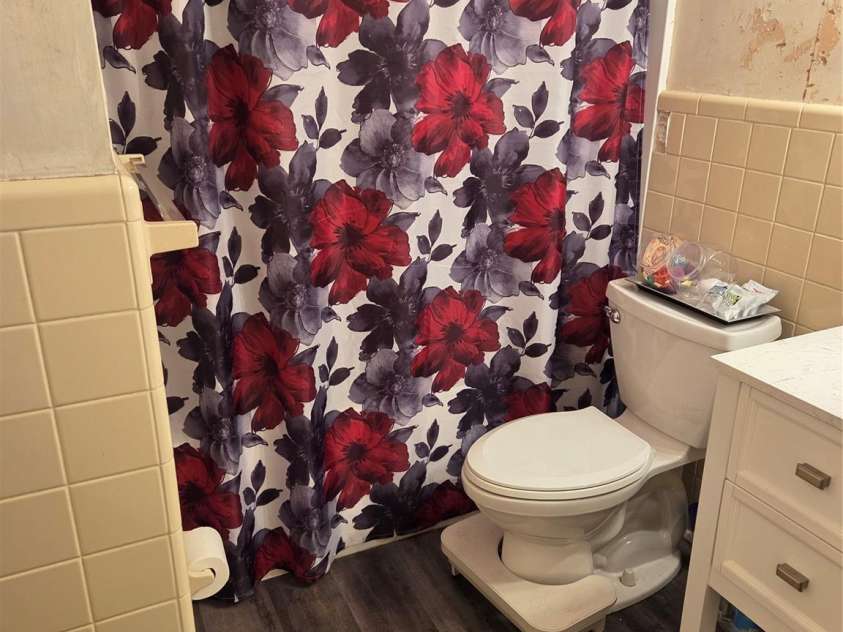 205 Windsor Drive, Salisbury, NC 28144.  MLS# CAR4290229, YatesRealty ID 31608. 