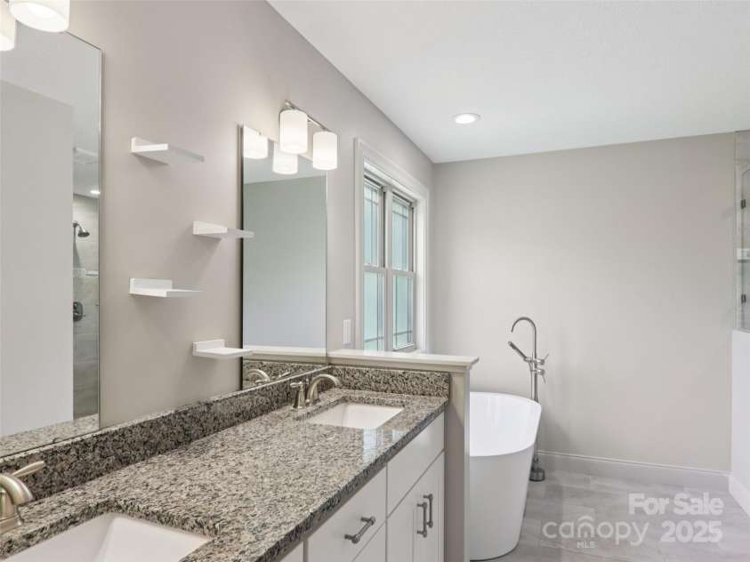 278 Ollie Weaver Road, Weaverville, NC 28787.  MLS# CAR4275482, YatesRealty ID 31609. Primary Bath-Main