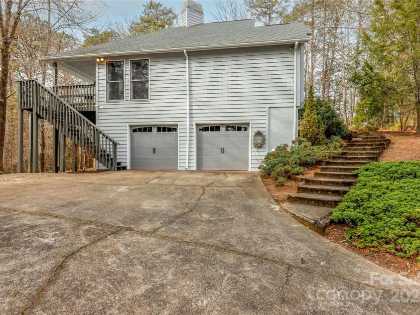 212 Ridgeway Road, Lake Lure, NC 28746.  MLS# CAR4328245, YatesRealty ID 3161. 