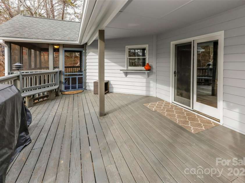 212 Ridgeway Road, Lake Lure, NC 28746.  MLS# CAR4328245, YatesRealty ID 3161. 