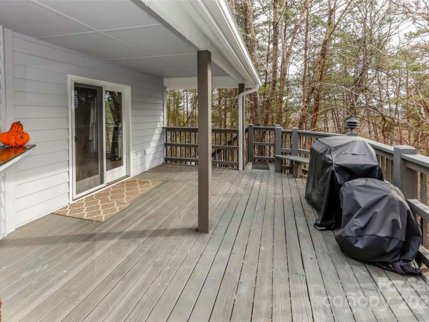 212 Ridgeway Road, Lake Lure, NC 28746.  MLS# CAR4328245, YatesRealty ID 3161. 