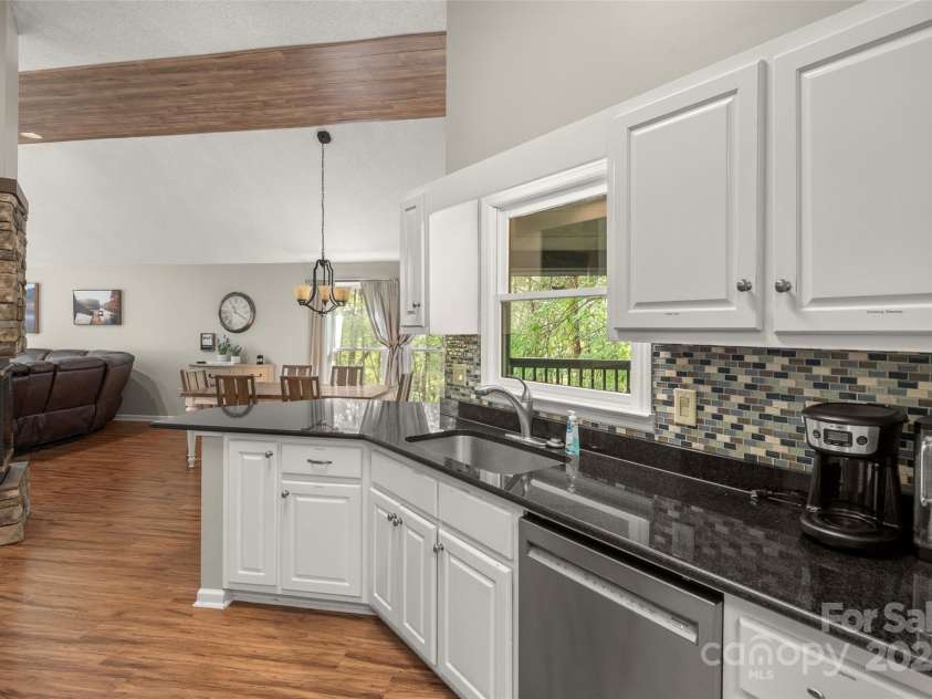 212 Ridgeway Road, Lake Lure, NC 28746.  MLS# CAR4328245, YatesRealty ID 3161. 