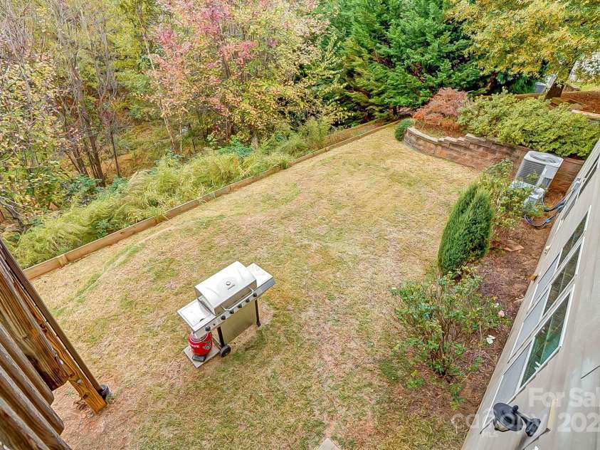 7006 Garden Hill Drive, Huntersville, NC 28078.  MLS# CAR4196907, YatesRealty ID 3161. Backyard