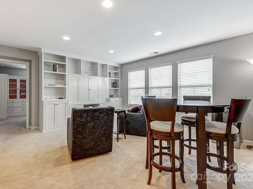 7006 Garden Hill Drive, Huntersville, NC 28078.  MLS# CAR4196907, YatesRealty ID 3161. Loft