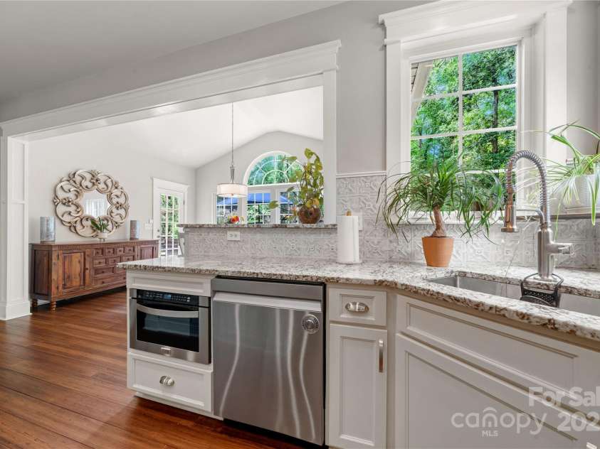 2216 Potter Cove Lane, Weddington, NC 28104.  MLS# CAR4291105, YatesRealty ID 31611. 