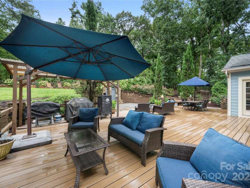 2216 Potter Cove Lane, Weddington, NC 28104.  MLS# CAR4291105, YatesRealty ID 31611. Sitting area on deck