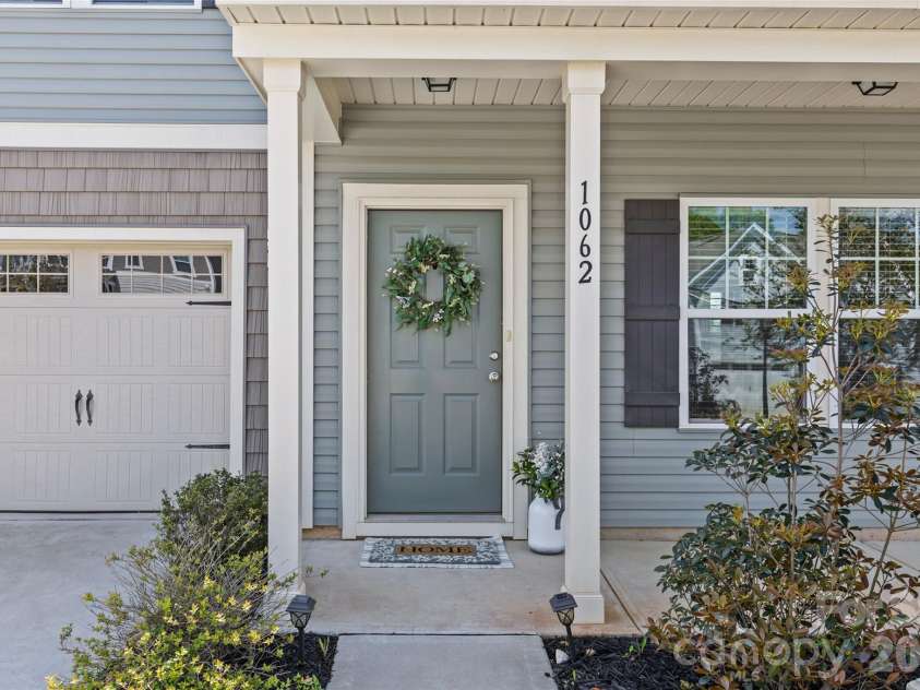 1062 River Haven Avenue, Concord, NC 28025.  MLS# CAR4389846, YatesRealty ID 31612. 