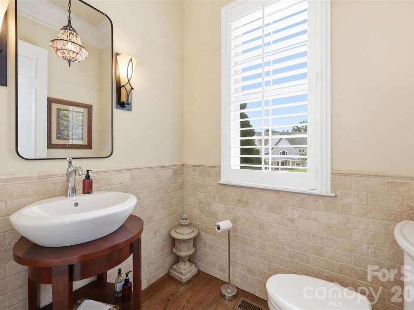 3531 Aqua Point Drive, York, SC 29745.  MLS# CAR4391405, YatesRealty ID 31614. Main Level Powder Bath