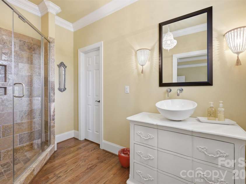 3531 Aqua Point Drive, York, SC 29745.  MLS# CAR4391405, YatesRealty ID 31614. Second Full Bath