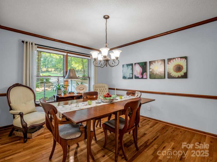 869 Hunting Avenue, Lincolnton, NC 28092.  MLS# CAR4283888, YatesRealty ID 31614. 