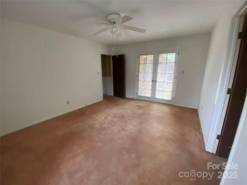 271 Hwy 24/27 Highway, Midland, NC 28107.  MLS# CAR4287313, YatesRealty ID 31616. 