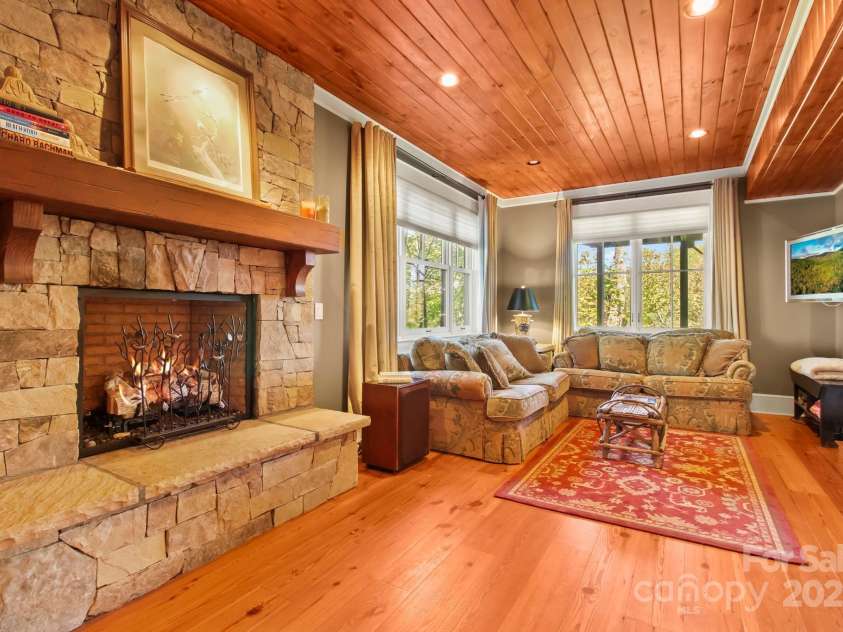 540 Green Hill Circle, Blowing Rock, NC 28605.  MLS# CAR4288114, YatesRealty ID 31618. 