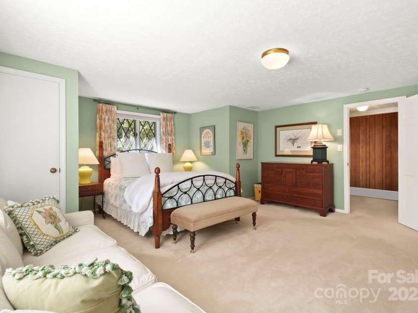 540 Green Hill Circle, Blowing Rock, NC 28605.  MLS# CAR4288114, YatesRealty ID 31618. 