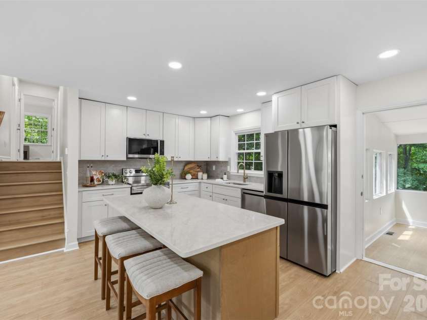 7434 Kilcullen Drive, Charlotte, NC 28270.  MLS# CAR4392099, YatesRealty ID 31618. 